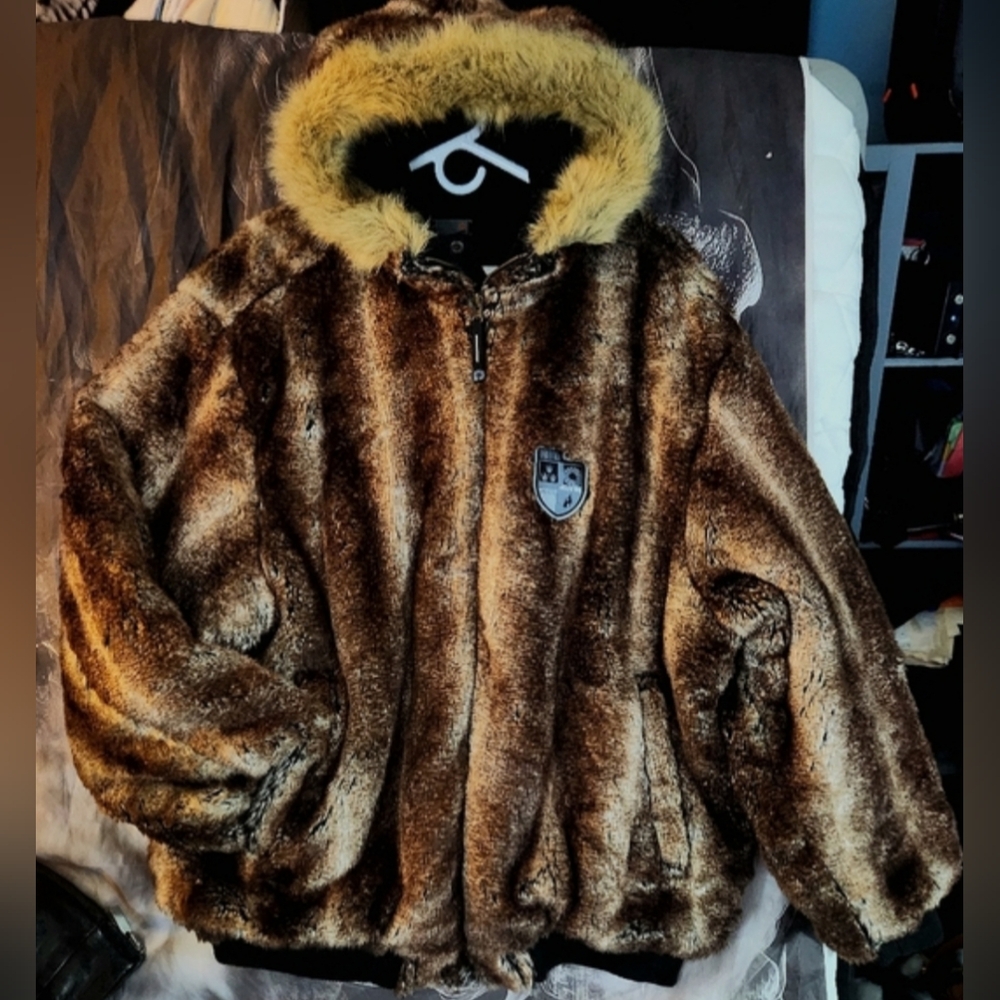 Rare Vintage Akademiks Reversible Fur Coat1XL New Cimb,Heavy Highest Quality